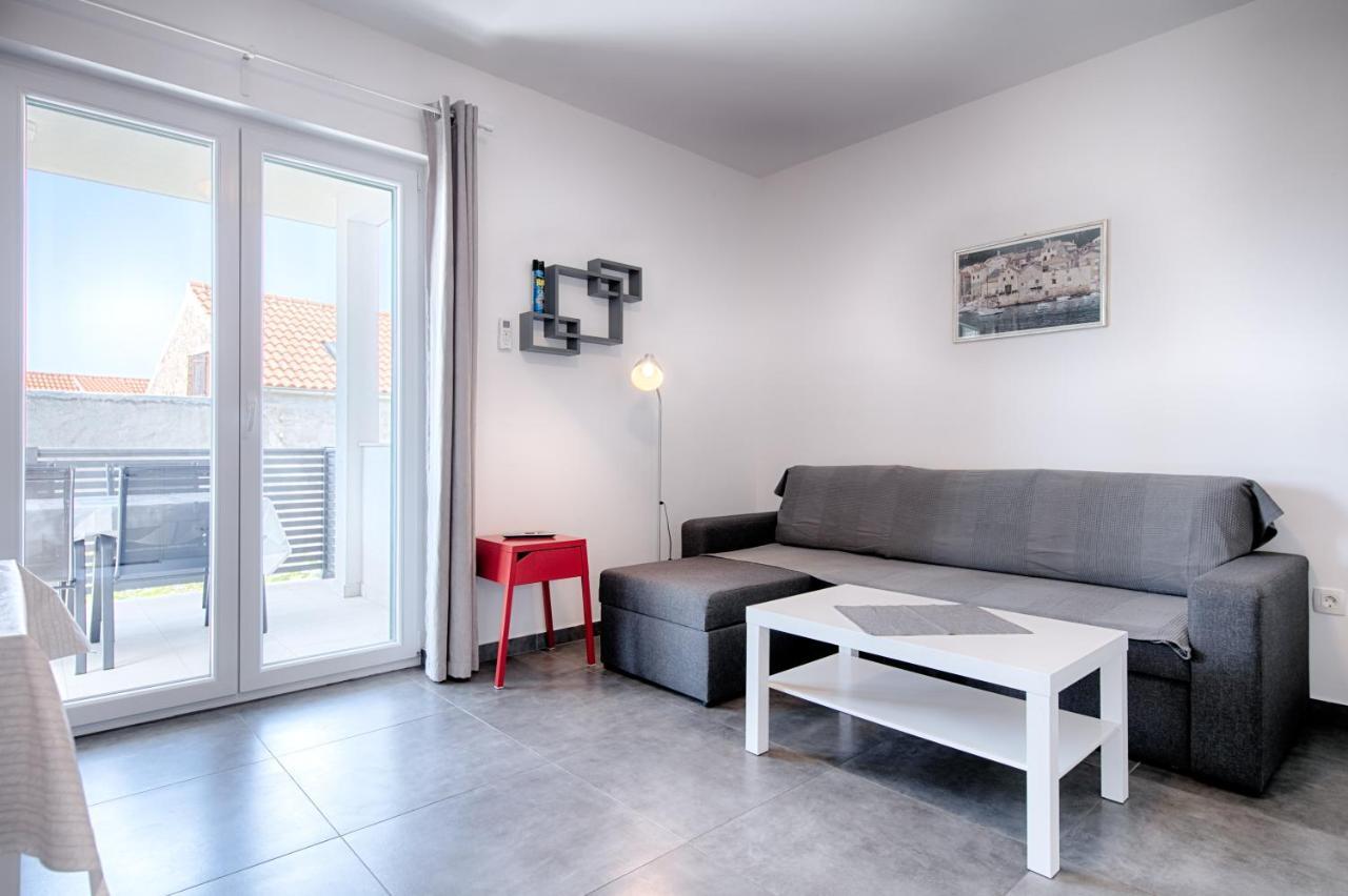 Apartmani Dule Komiža Esterno foto
