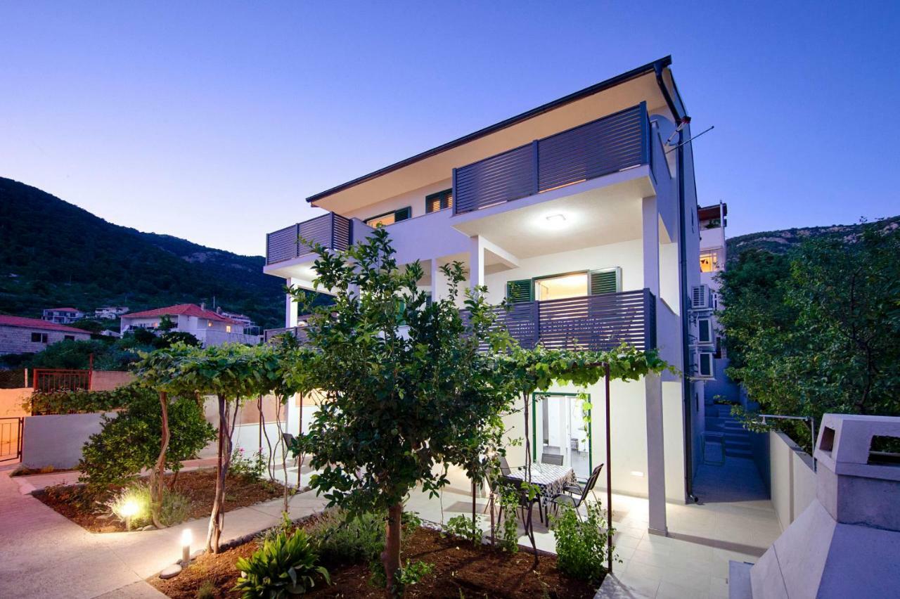 Apartmani Dule Komiža Esterno foto