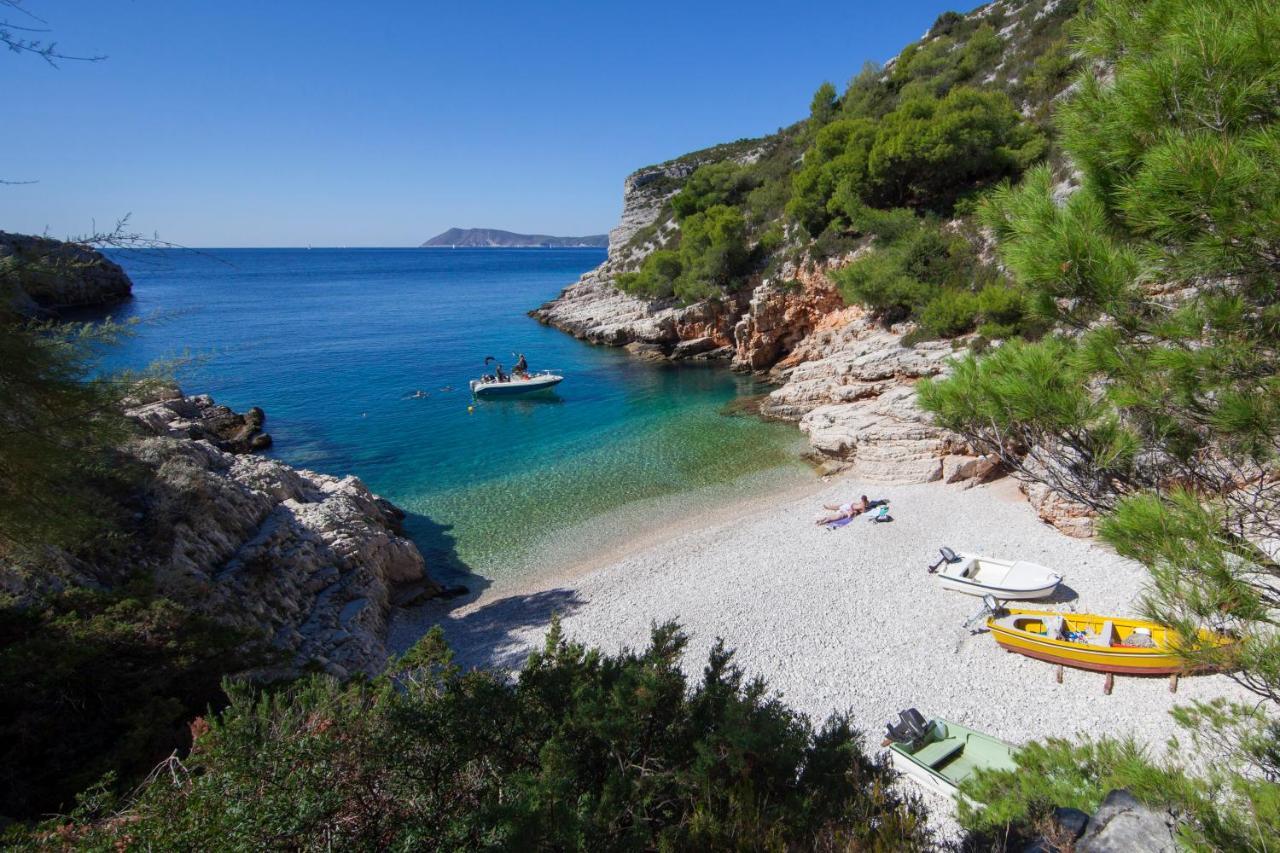 Apartmani Dule Komiža Esterno foto